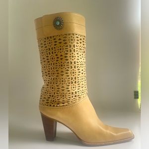Stuart Weitzman tan heeled boots. Worn once. Size 10 M